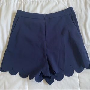 H&M High Waisted Scalloped Edge Shorts